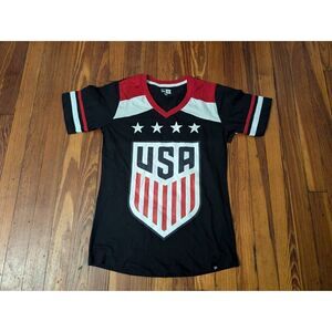 New Era Womens Small USA T-Shirts NWT